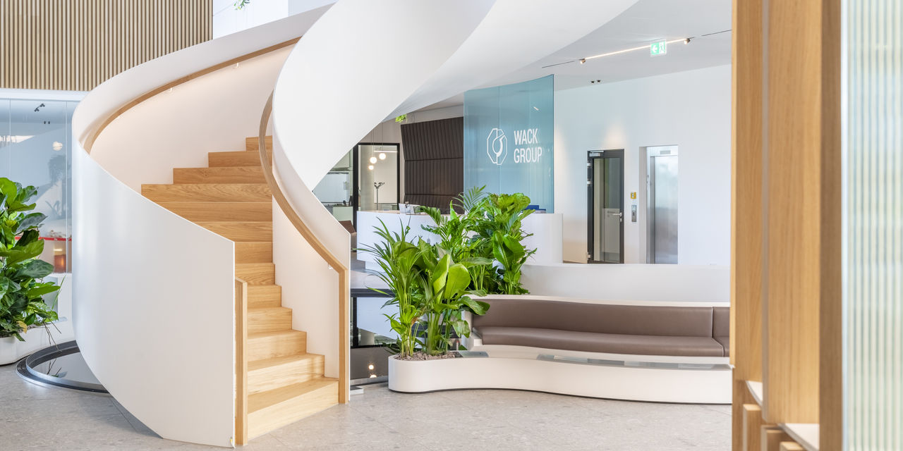 Produktion und Verwaltung Dr. O.K. Wack