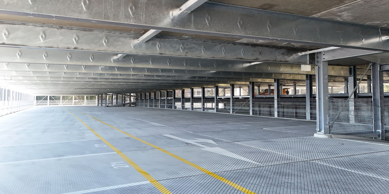 Erasbach, Parkhaus Huber SE