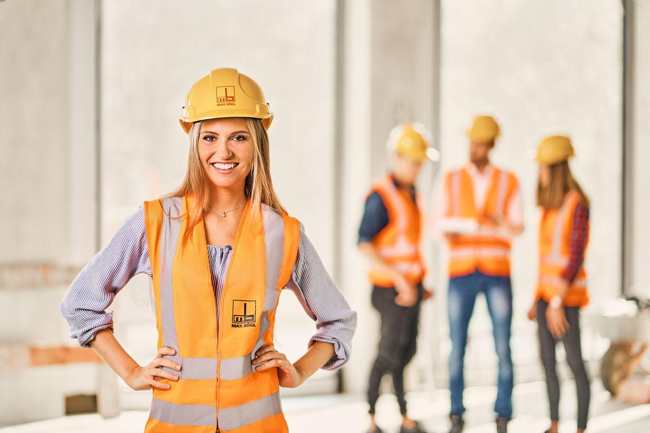 Studierende bei Max Bögl