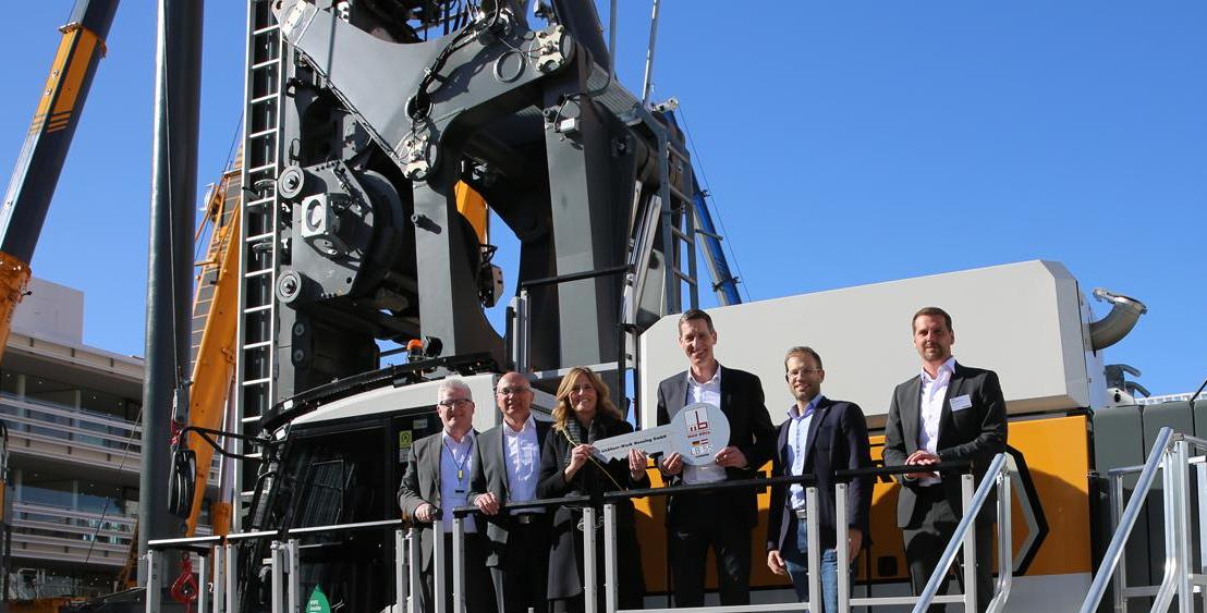 Firmengruppe Max Bögl erweitert ihren Gerätepark um ein neues Bohrgerät von Liebherr