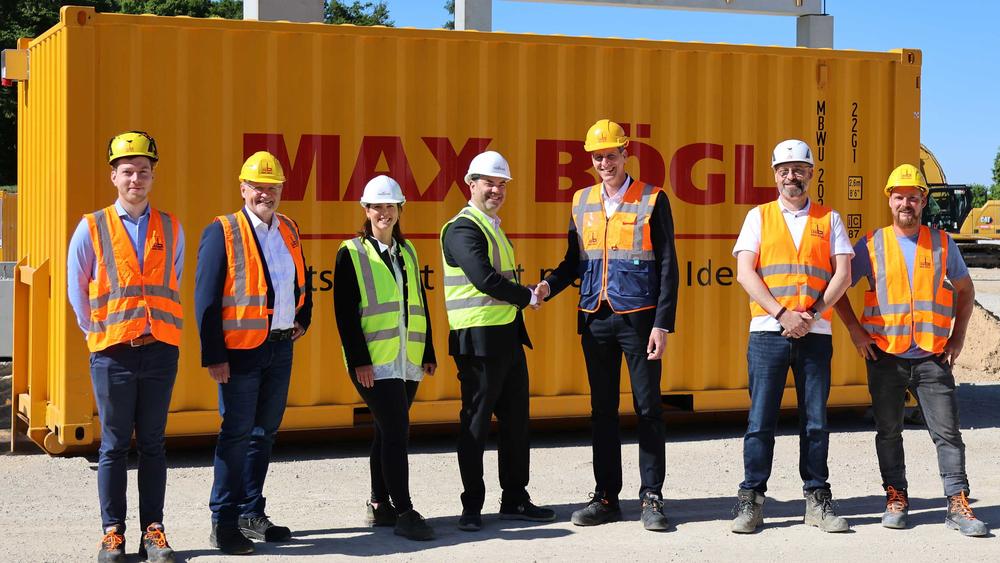 Intaurus baut mit dem Umweltbeton Bögl für die Zukunft