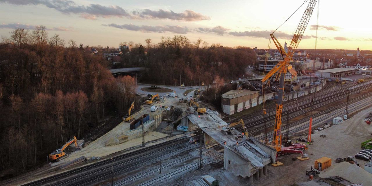 Neue Bahnbrücke in Günzburg offiziell eröffnet