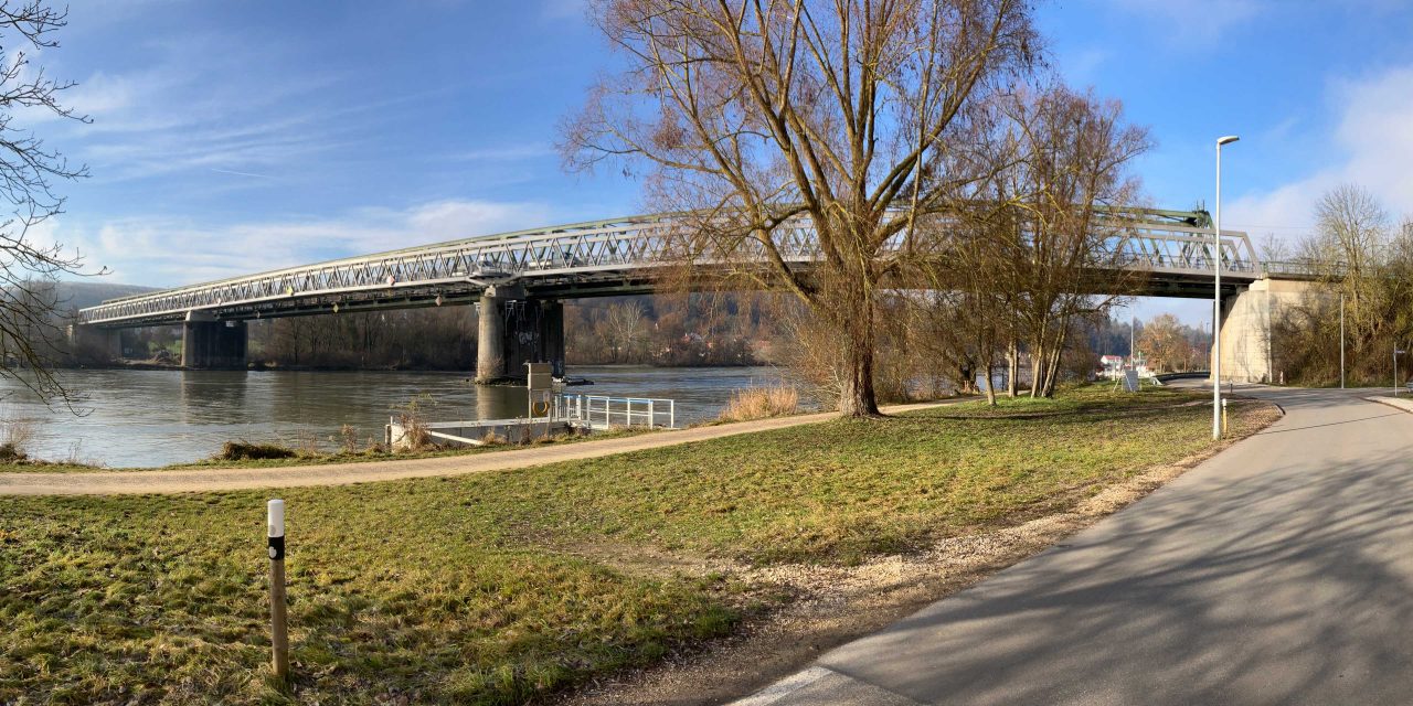 Neue Geh- und Radwegbrücke über die Donau bei Sinzing eröffnet