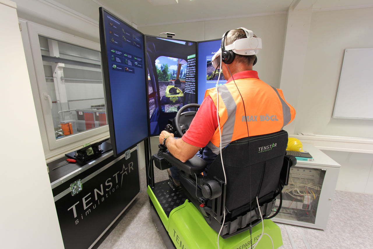 Firmengruppe Max Bögl
Simulator, tauernfeld, ausbildung, fortschrittlich, fortschritt, ausbildungszentrum, bögler, ausbilder