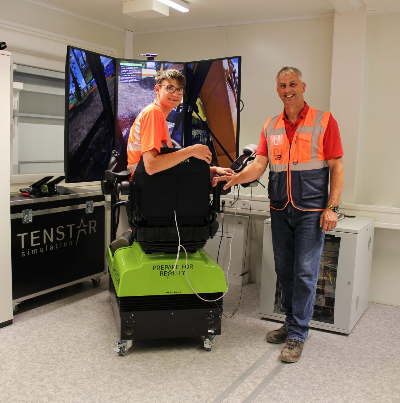 Firmengruppe Max BöglSimulator, tauernfeld, ausbildung, fortschrittlich, fortschritt, ausbildungszentrum, bögler, azubi, ausbilder