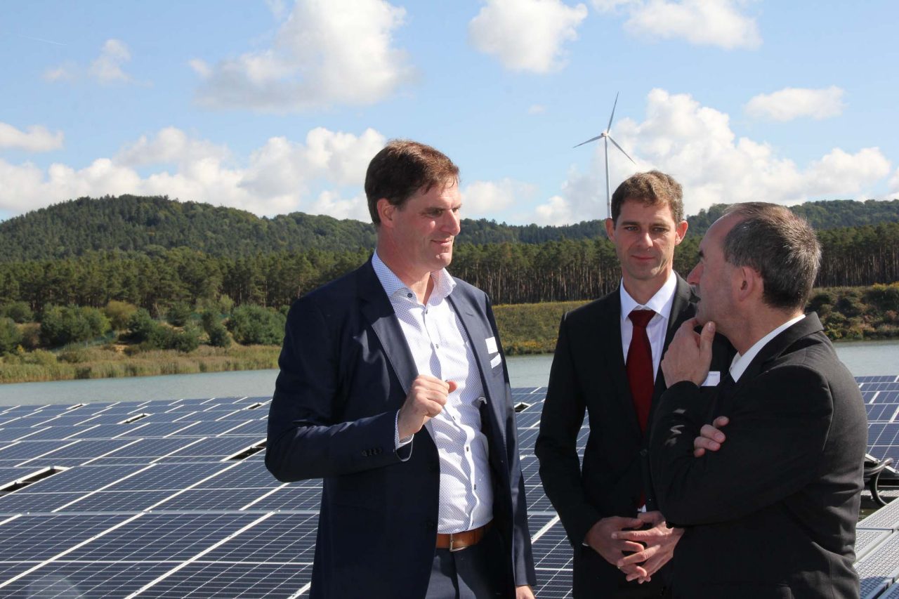 Johann und Michael Bögl im gespräch mit Hubert Eiwanger