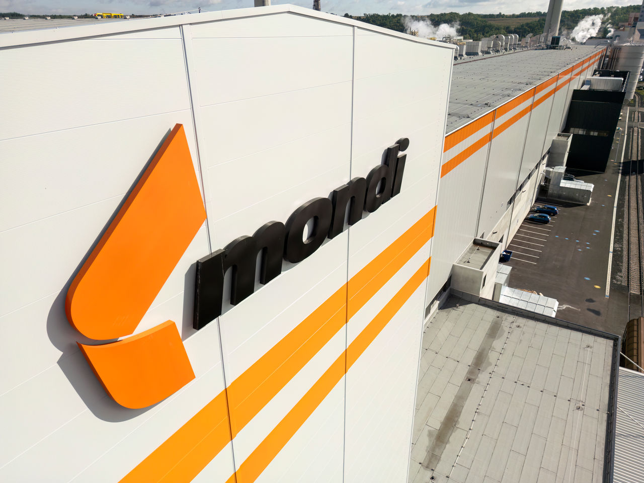 Štěti, Papiermaschine Mondi