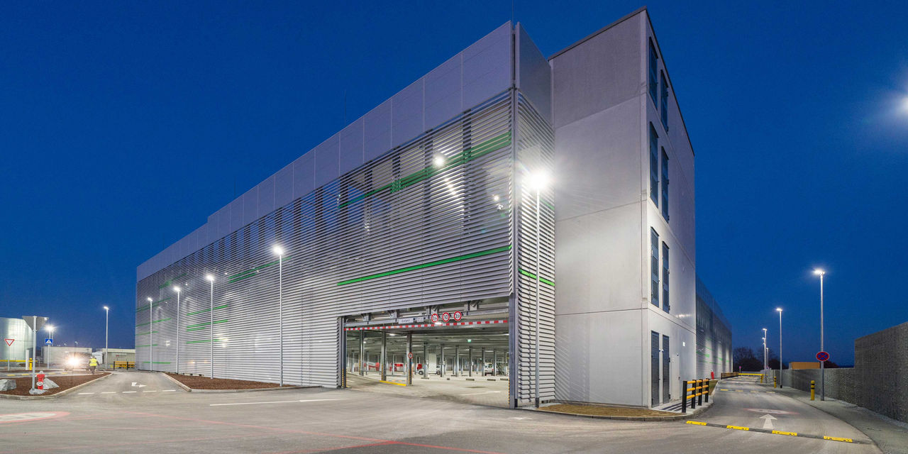 Van Parking Garage
