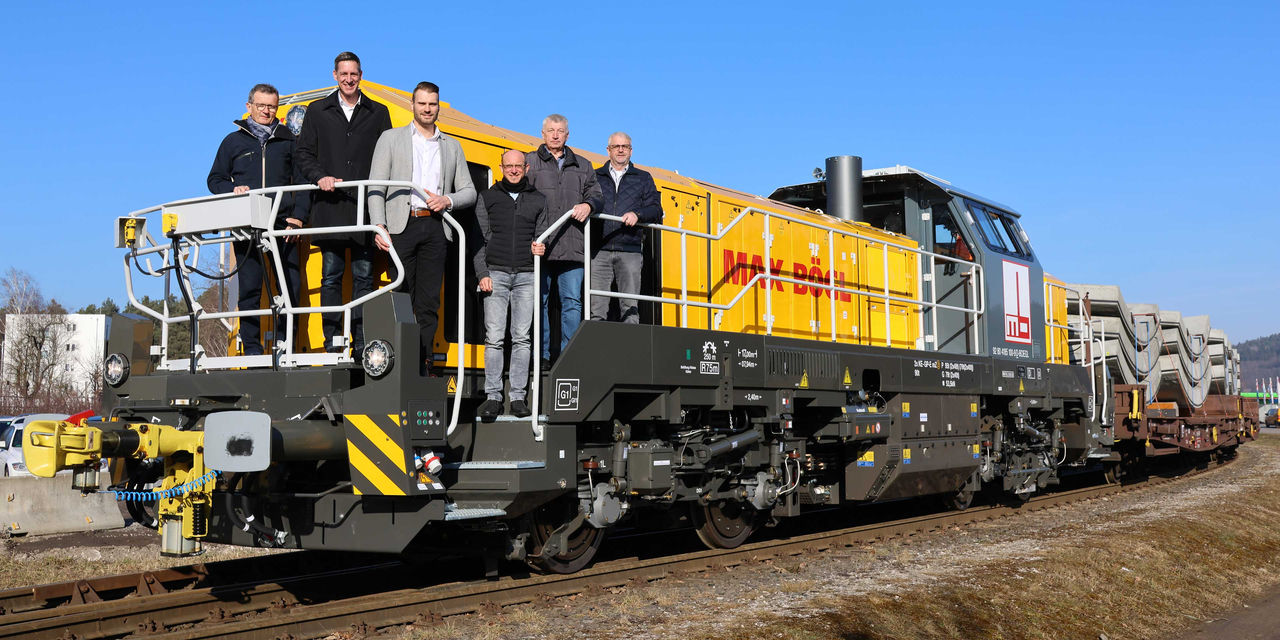 Neue Lok für nachhaltige Eisenbahntransporte bei Max Bögl