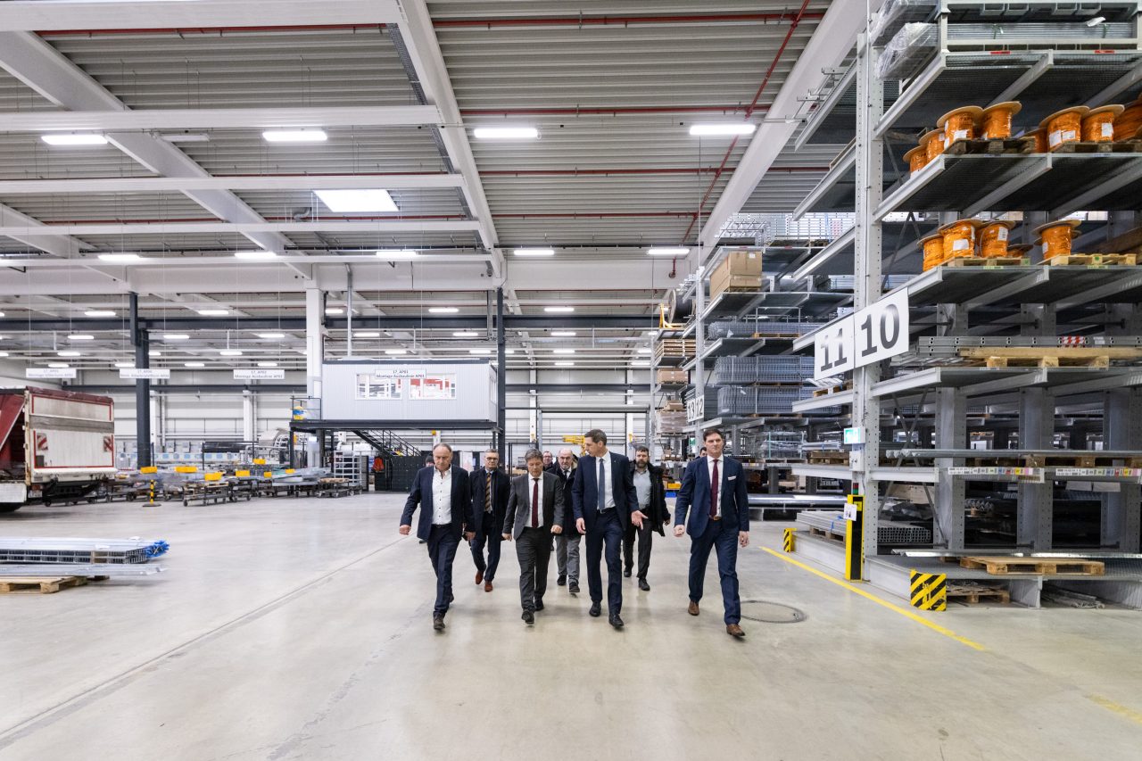 Minister Habeck bei Max Bögl