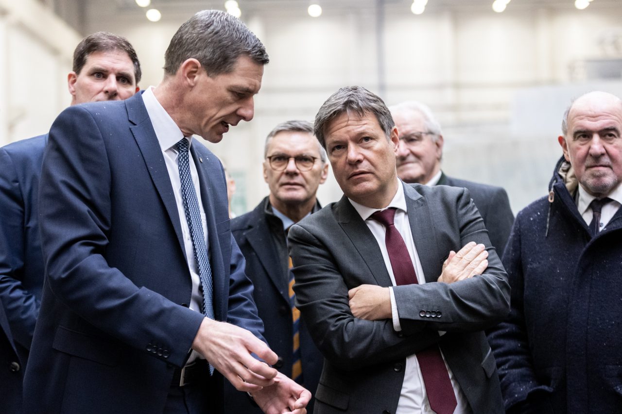 Minister Habeck bei Max Bögl