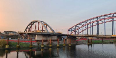 Oberbürgermeister-Karl-Lehr-Brückenzug Duisburg – Erste Brückenverschübe erfolgreich abgeschlossen