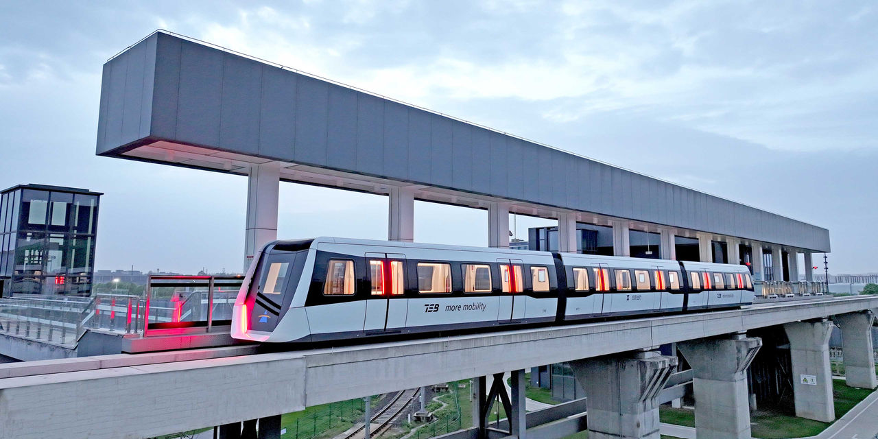 Auf der Demonstrationsstrecke in Chengdu konnte das Transport System Bögl (TSB) am vergangenen Wochenende mit 181 km/h einen neuen Geschwindigkeitsrekord für Magnetbahnen im niedrigen und mittleren Geschwindigkeitsbereich (medium-low speed maglev) erzielen.