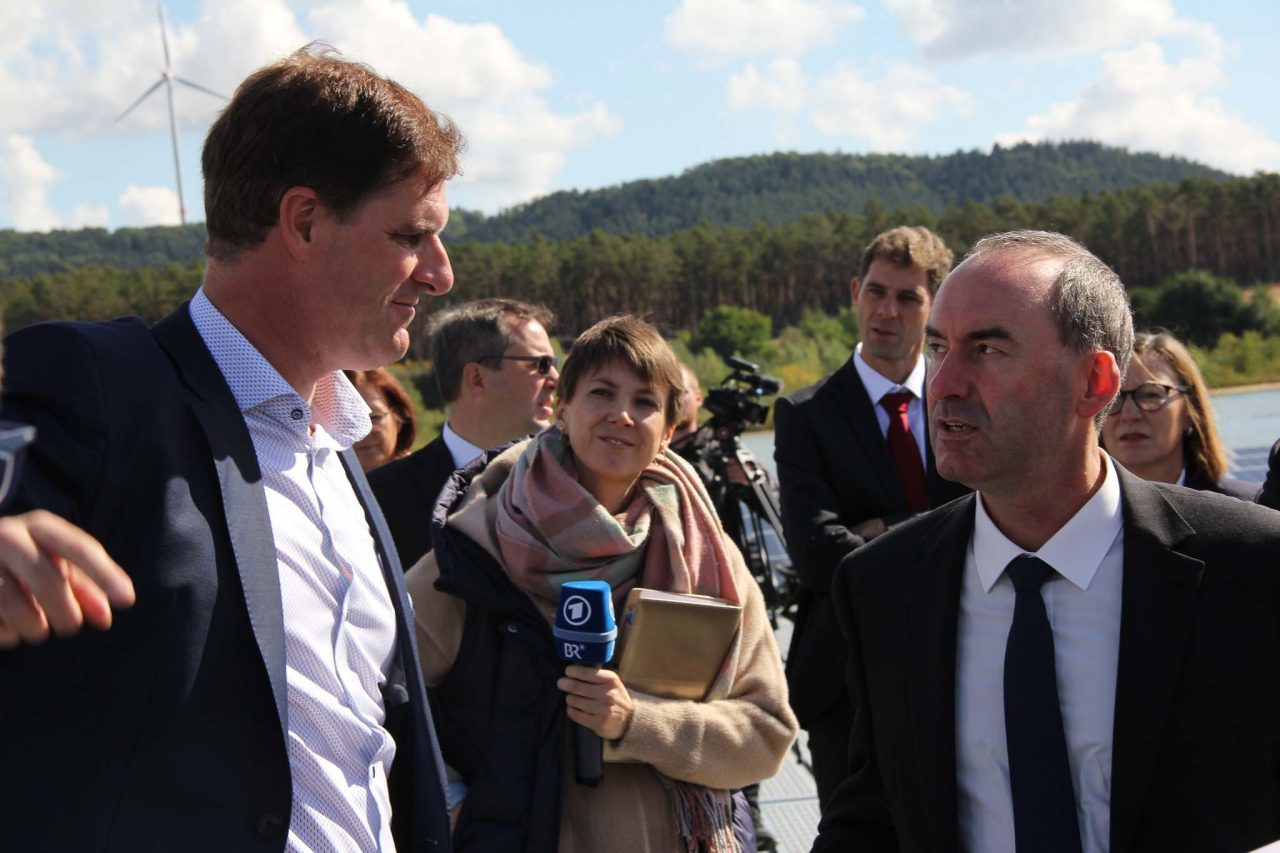 Johann und Michael Bögl im gespräch mit Hubert Eiwanger